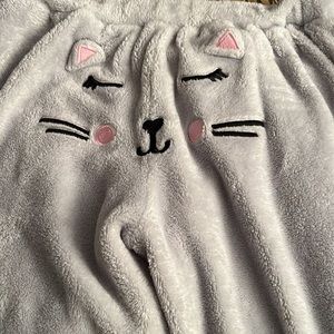 Rampage size medium gray fleece size jogger with kitty on the behind super soft